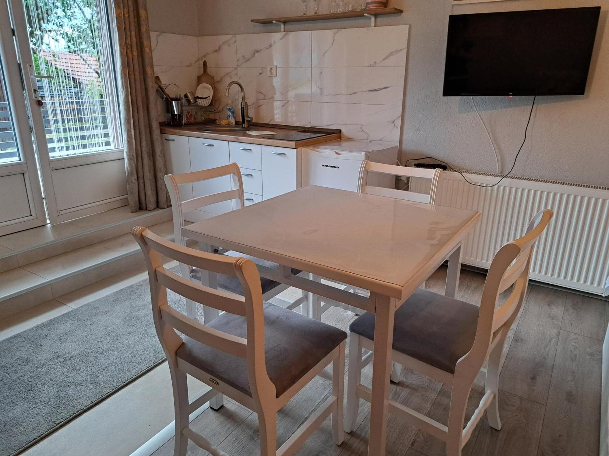 Papi Apartments Kruševo Chambre photo